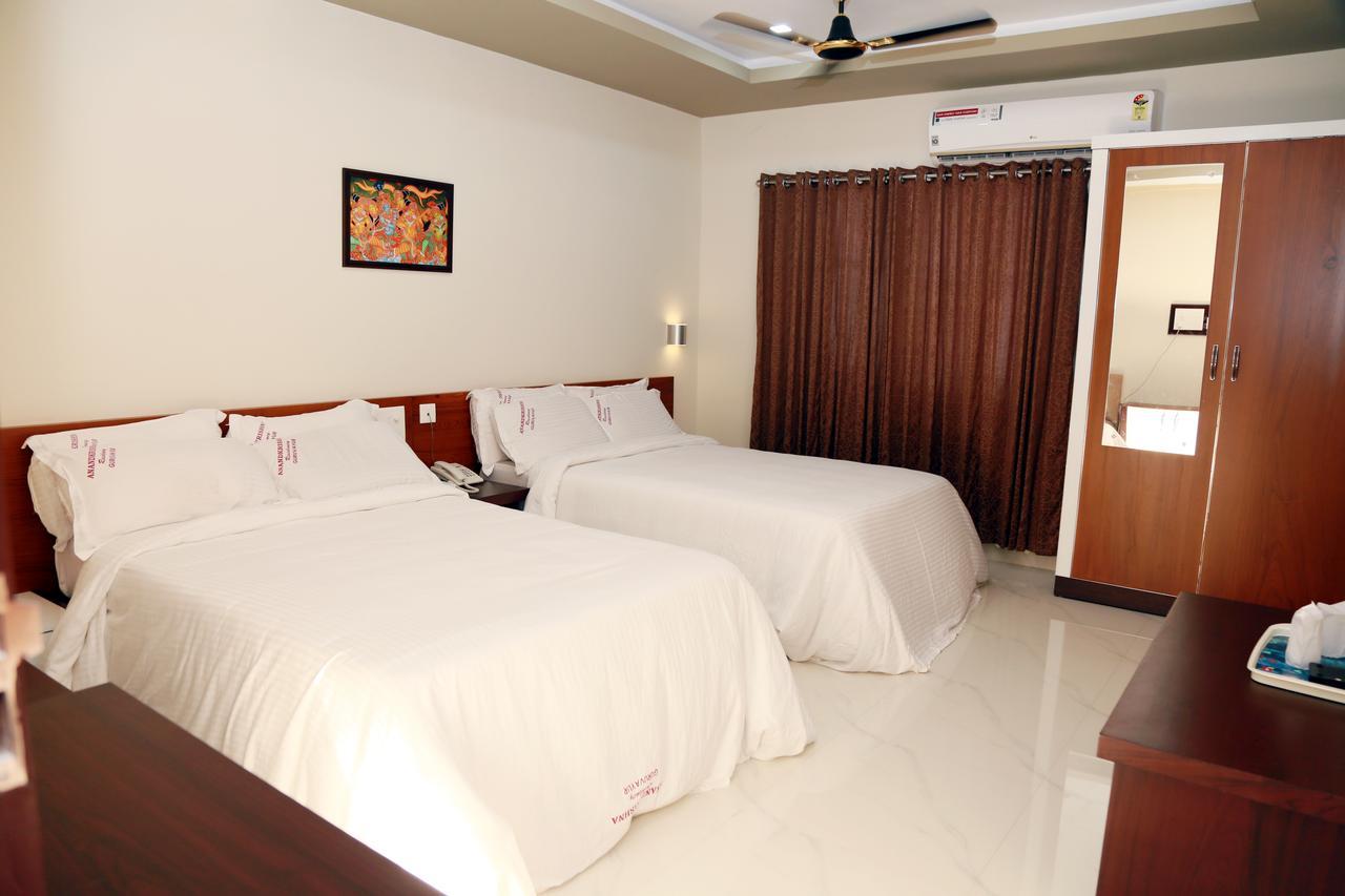 Anandkrishna Residency Hotell Guruvāyūr Exteriör bild