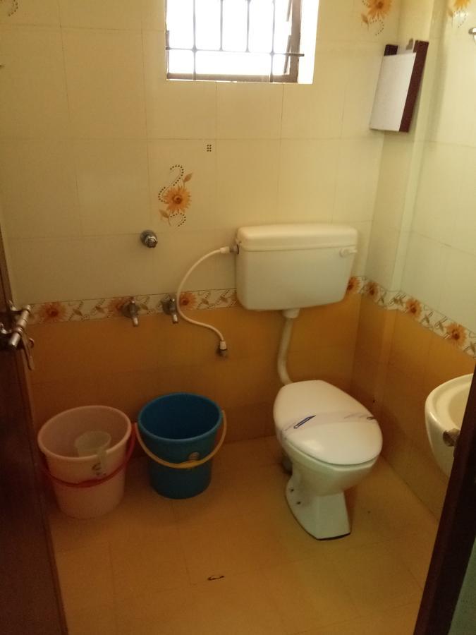 Anandkrishna Residency Hotell Guruvāyūr Exteriör bild